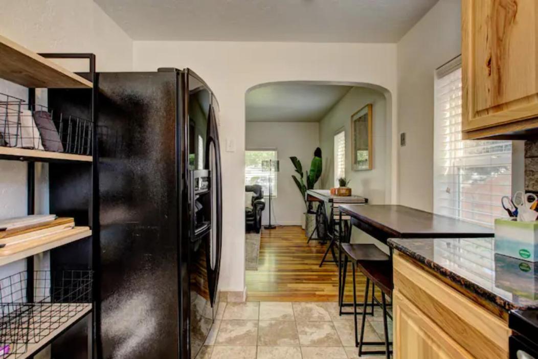 Home Sweet Idahome, Feels Like Home With All The Decor You Wish You Could Afford King Bed In Master, Fully Fenced Dog Friendly Yard, A Few Blocks From Bsu And Downtown Boise, Your Perfect Stay! Exteriér fotografie